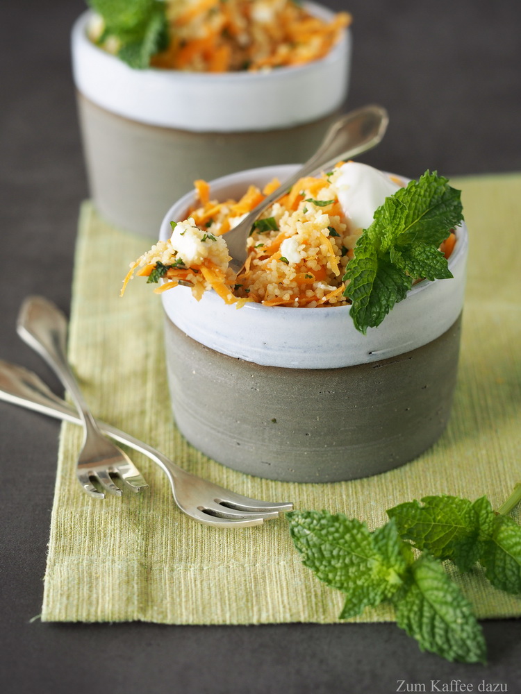 Couscous-Salat mit Feta, Karotte und Minze